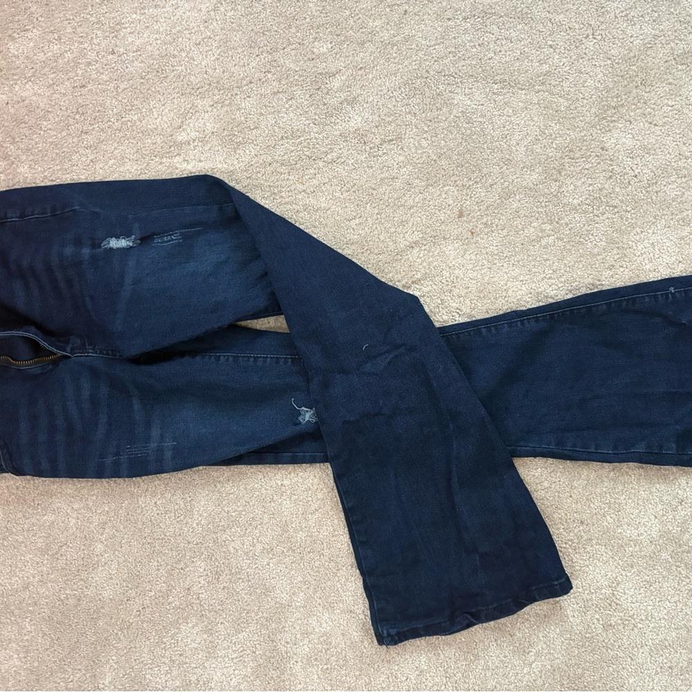 Elegant Navy Flare Jeans